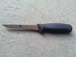 SANELLI AMBROGIO - Supra Profesionale - kuchyňský nůž 14 cm - vykosťovací - řeznický