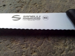 SANELLI AMBROGIO - Supra Profesionale - kuchyňský nůž 11 cm, zubatý, stolní 