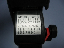 Etiketovací kleště BLITZ C17A, dvouřádkové alfanumerické