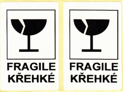 Etikety s potiskem FRAGILE - KŘEHKÉ, 115x65mm, 500 etiket/kotouč 