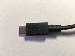 Napájecí zdroj  5V/3A, USB-micro