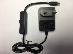 Napájecí zdroj  5V/3A, USB "C" s vypínačem