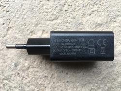 Napájecí zdroj  5V/2A, USB výstup 