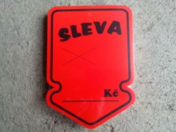 Visačky SKONTO ŠIPKA 105 x 150, SLEVA, červené, 50 ks