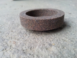 Brusný kotouč pr. 48mm, šířka 15mm, pr.otvoru 8mm
