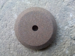 Brusný kotouč pr. 45mm, šířka 8mm, pr.otvoru 6mm