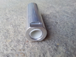 Distanční pouzdro se závitem pro šroub krytu nože - OMAS GL-25 - 30E