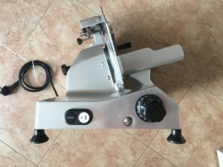 Nářezový stroj AFFETTATRICE, model 220 EXTRA CE
