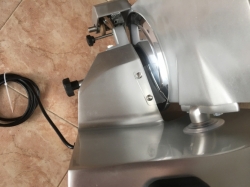 Nářezový stroj AFFETTATRICE, model 220 EXTRA CE