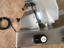 Nářezový stroj AFFETTATRICE, model 220 EXTRA CE