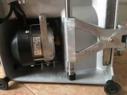 Nářezový stroj AFFETTATRICE, model 220 EXTRA CE