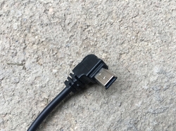 Nabíječka do auta pro záznamové kamery a navigace s USB mini