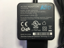 Napájecí zdroj  5V/3A, USB-micro
