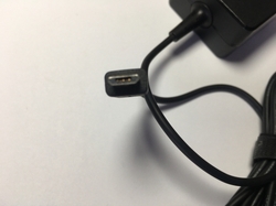 Napájecí zdroj  5V/3A, USB-micro