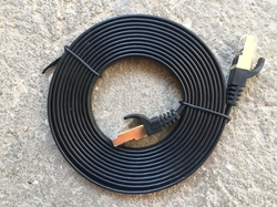 Plochý patch kabel UTP, RJ45-RJ45, CAT7, 2m černý