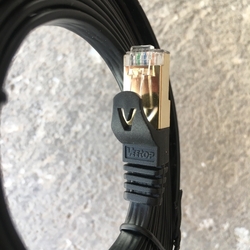 Plochý patch kabel UTP, RJ45-RJ45, CAT7, 2m černý
