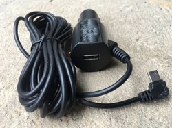 Nabíječka do auta pro záznamové kamery a navigace s USB výstupem a USB mini konektorem, 2 A