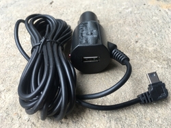 Nabíječka do auta pro záznamové kamery a navigace s USB výstupem a USB mini konektorem, 2 A