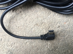 Nabíječka do auta pro záznamové kamery a navigace s USB mini