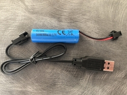 Dobíjecí baterie 14500, 800mAh, 3.7V, li-ion s USB nabíječkou